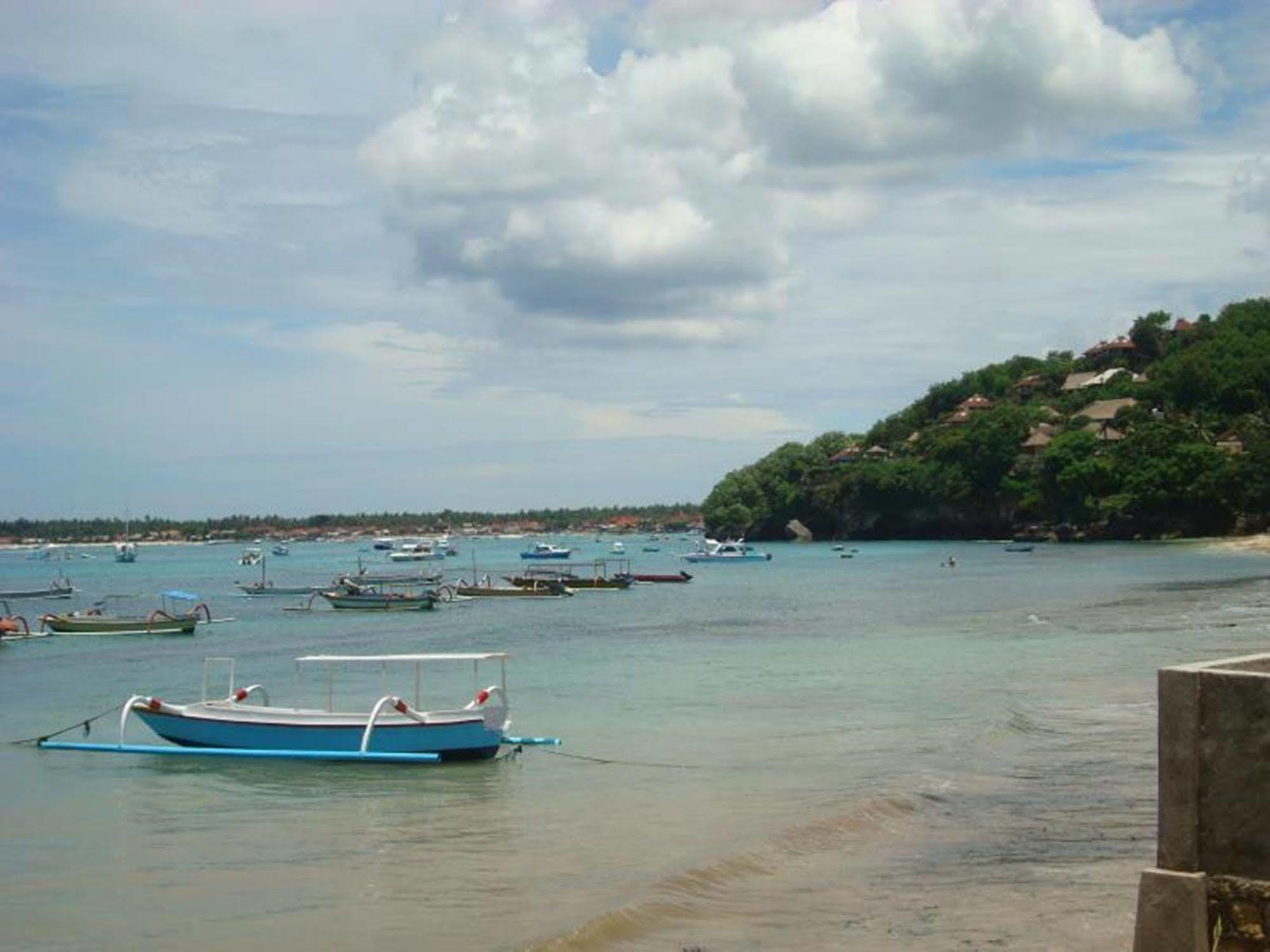 Ts Hut Lembongan Hotel Exterior foto